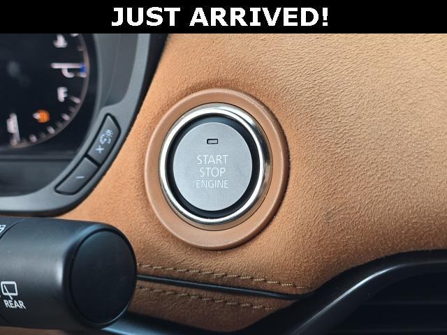 Photo of 2025 Zircon Sand Metallic Mazda CX-70