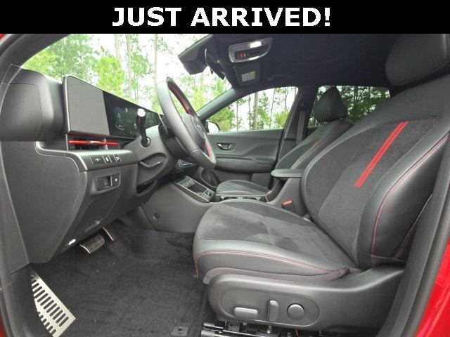 Photo of 2025 Ultimate Red Metallic w/Black Roof Hyundai KONA