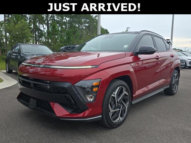Photo of 2025 Ultimate Red Metallic w/Black Roof Hyundai KONA