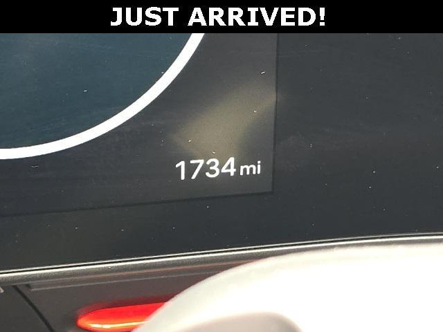 Photo of 2025 Ultimate Red Metallic w/Black Roof Hyundai KONA