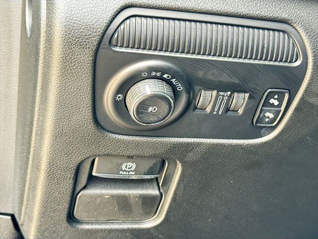 Photo of 2024 River Rock Jeep Wagoneer