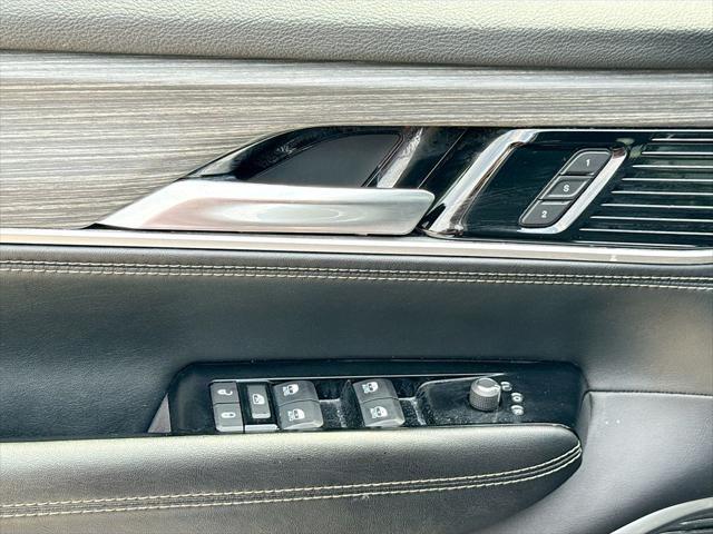 Photo of 2024 River Rock Jeep Wagoneer