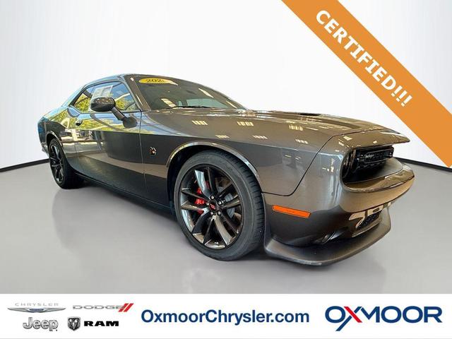 Photo of 2020 Granite Pearlcoat Dodge Challenger