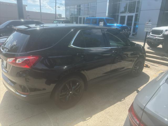 Photo of 2020 Mosaic Black Metallic Chevrolet Equinox