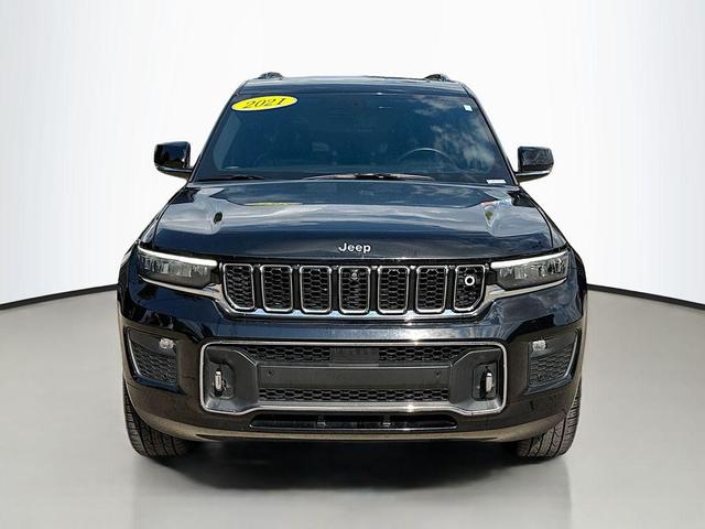 Photo of 2021 Diamond Black Crystal Pearlcoat Jeep Grand Cherokee L
