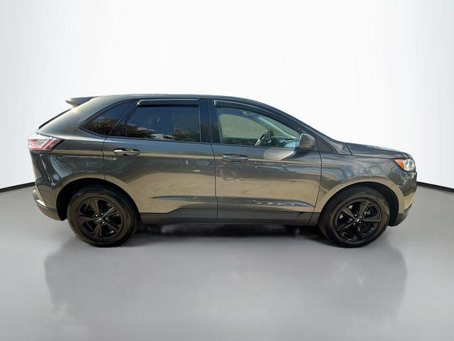 Photo of 2020 Magnetic Metallic Ford Edge