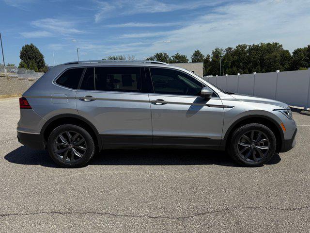 Photo of 2023 Pyrite Silver Metallic Volkswagen Tiguan