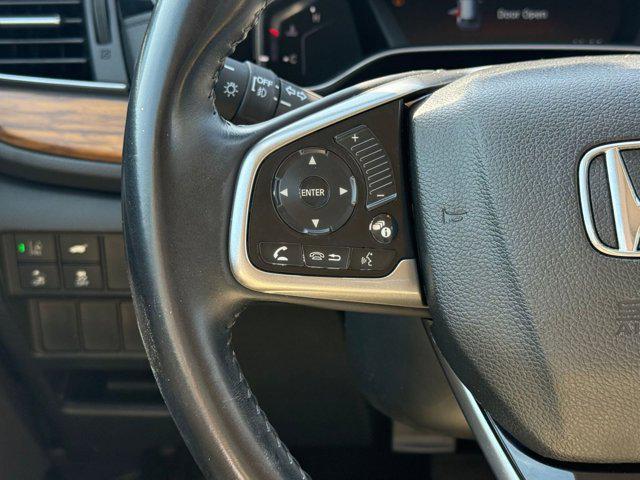 Photo of 2018 White Diamond Pearl Honda CR-V