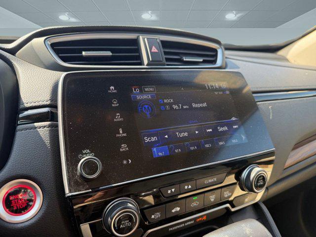 Photo of 2018 White Diamond Pearl Honda CR-V