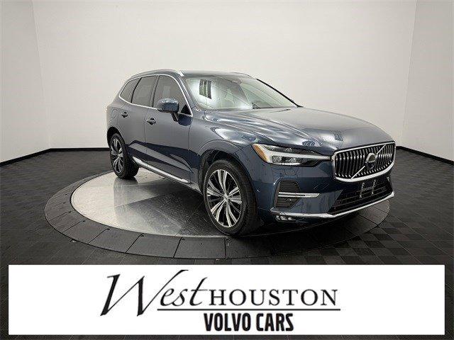 Photo of 2023 Denim Blue Metallic Volvo XC60