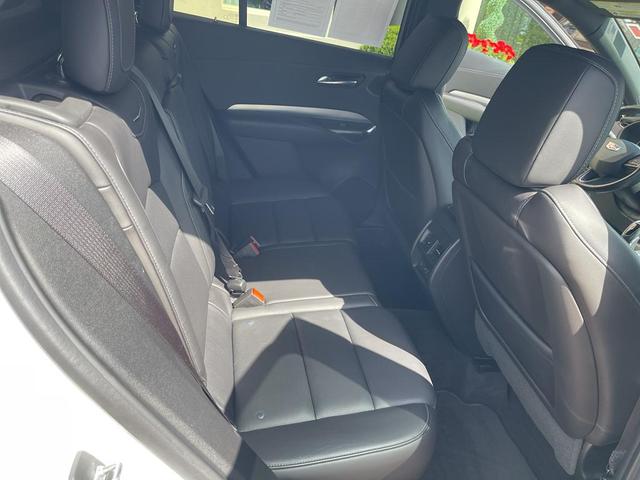 Photo of 2019 Crystal White Tri-Coat Cadillac XT4