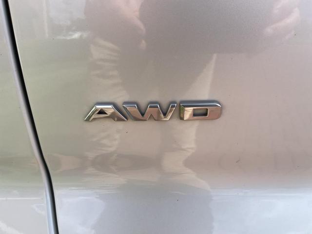 Photo of 2019 Crystal White Tri-Coat Cadillac XT4