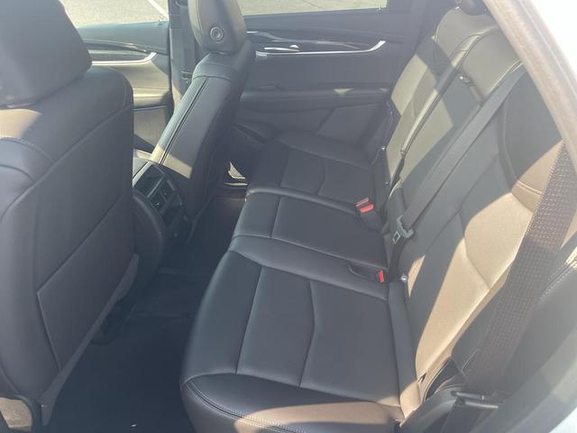 Photo of 2023 Crystal White Tri-Coat Cadillac XT5