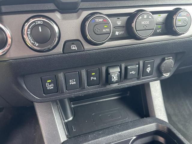 Photo of 2022 Magnetic Gray Metallic Toyota Tacoma
