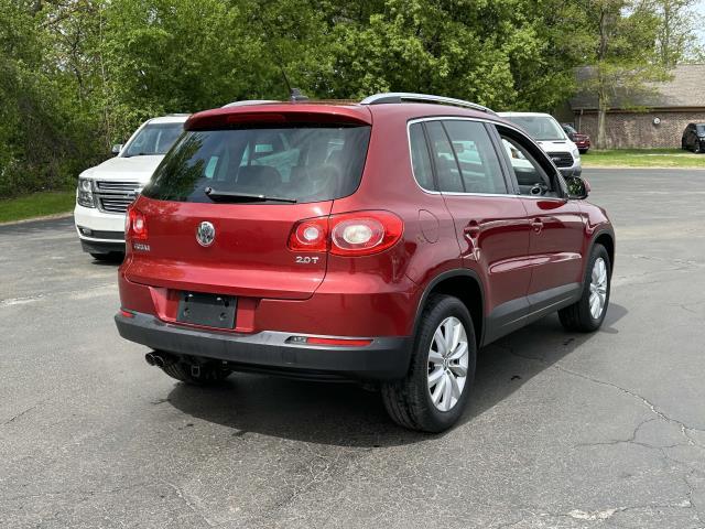 Photo of 2011 Wild Cherry Metallic Volkswagen Tiguan