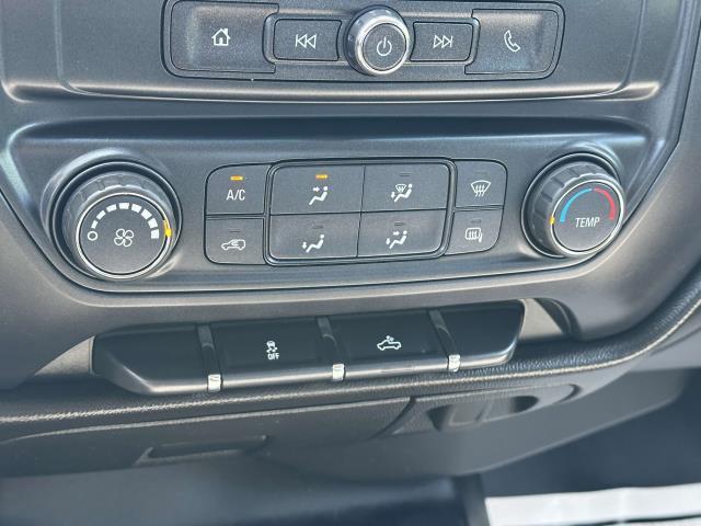 Photo of 2018 Deep Ocean Blue Metallic Chevrolet Silverado 1500