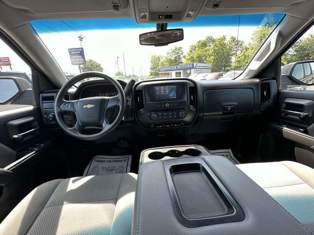 Photo of 2018 Deep Ocean Blue Metallic Chevrolet Silverado 1500