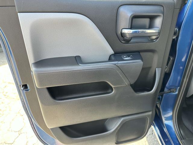 Photo of 2018 Deep Ocean Blue Metallic Chevrolet Silverado 1500