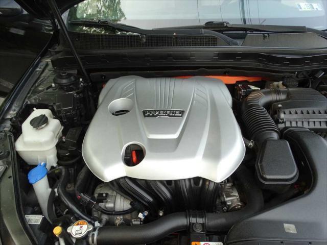 Photo of 2015 Aurora Black Pearl Kia Optima Hybrid