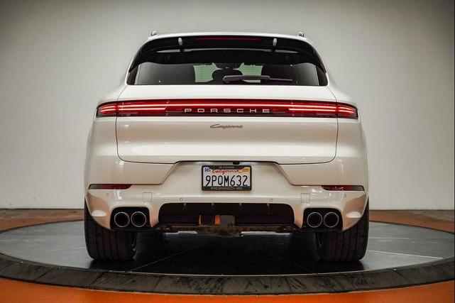 Photo of 2025 White Porsche Cayenne