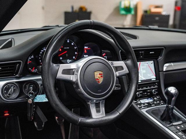 Photo of 2016 Black Porsche 911