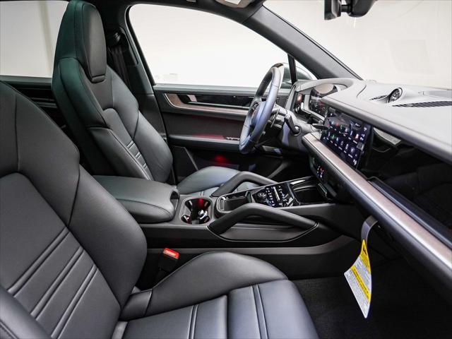 Photo of 2025 Quartzite Porsche Cayenne E-Hybrid