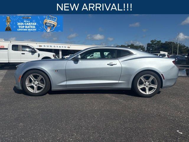 Photo of 2017 Arctic Blue Metallic Chevrolet Camaro