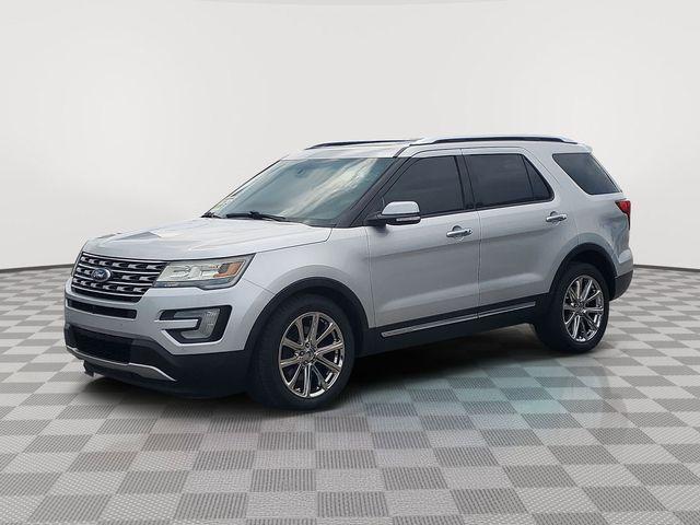 Photo of 2016 INGOT SILVER METALLIC Ford Explorer