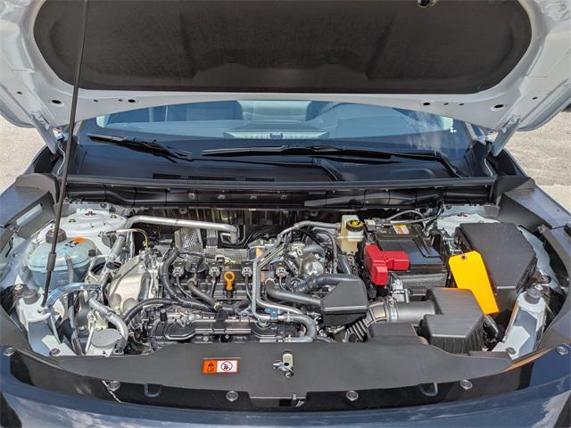 Photo of 2025 White Diamond Mitsubishi Outlander