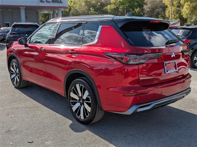 Photo of 2025 Red Diamond With Black Roof Mitsubishi Outlander