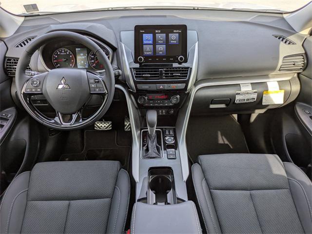 Photo of 2025 White Diamond Mitsubishi Eclipse Cross