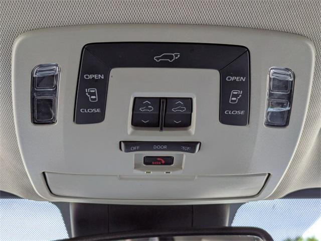 Photo of 2023 Predawn Gray Mica Toyota Sienna