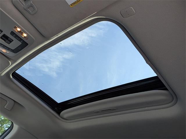 Photo of 2023 Predawn Gray Mica Toyota Sienna