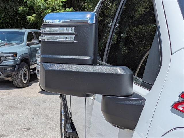 Photo of 2020 Summit White Chevrolet Silverado 3500