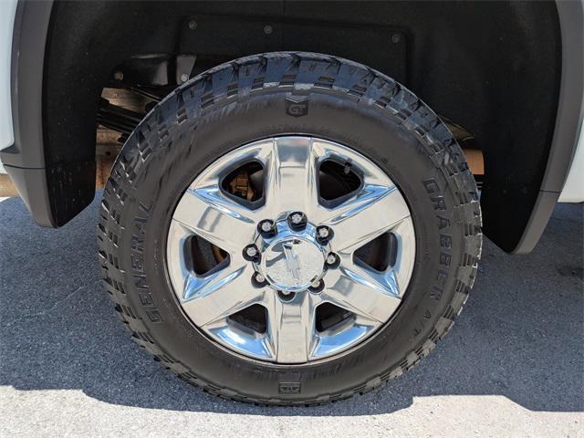 Photo of 2020 Summit White Chevrolet Silverado 3500