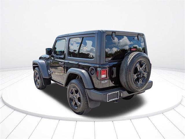 Photo of 2020 Black Clearcoat Jeep Wrangler