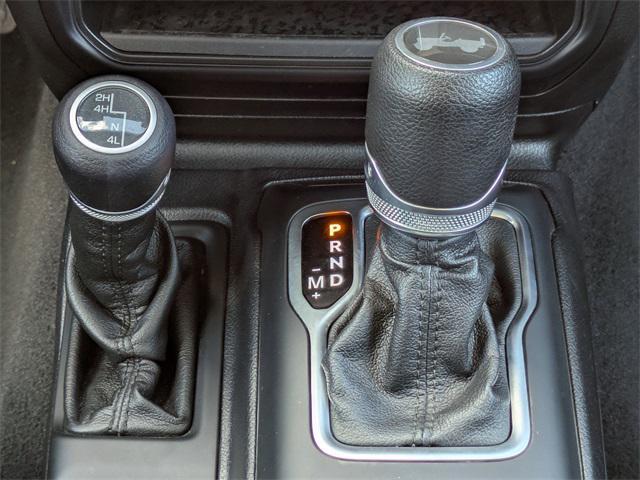 Photo of 2020 Black Clearcoat Jeep Wrangler