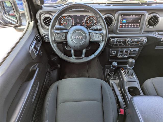 Photo of 2020 Black Clearcoat Jeep Wrangler