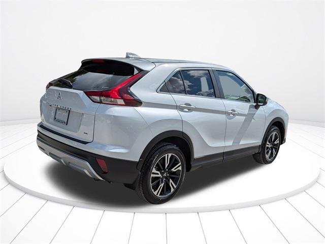 Photo of 2025 White Diamond Mitsubishi Eclipse Cross