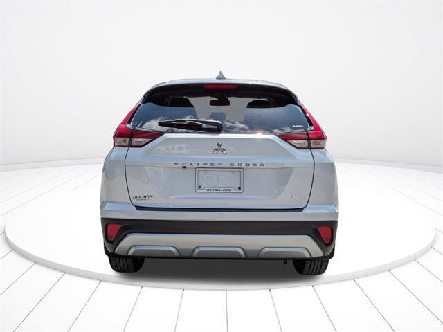 Photo of 2025 White Diamond Mitsubishi Eclipse Cross