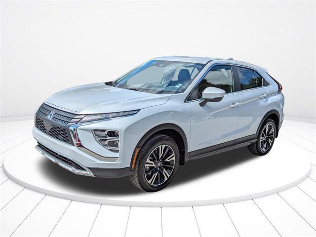 Photo of 2025 White Diamond Mitsubishi Eclipse Cross