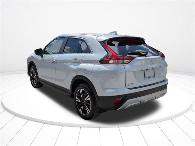 Photo of 2025 White Diamond Mitsubishi Eclipse Cross