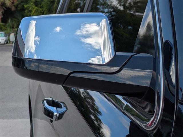 Photo of 2018 Onyx Black GMC Yukon