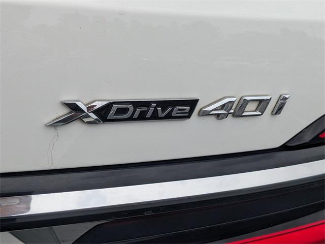 Photo of 2023 White BMW X7