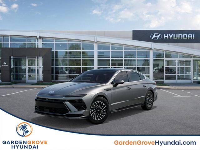 Photo of 2025 Portofino Gray Hyundai SONATA Hybrid