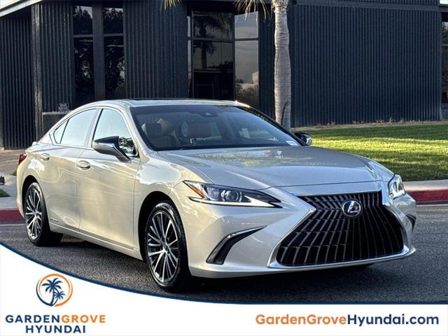 2022 Lexus Es 300h