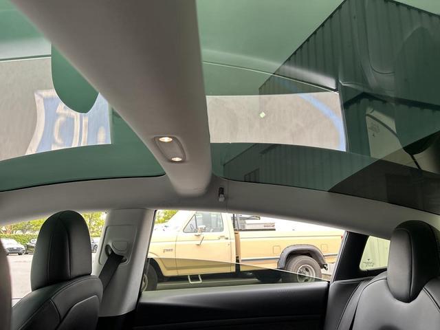 Photo of 2020 Pearl White Multi-Coat Tesla Model 3
