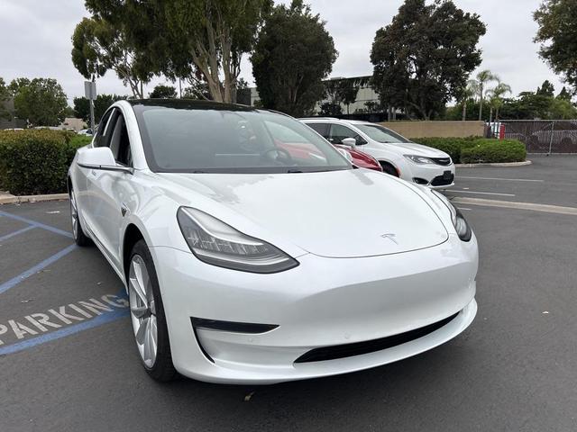 Photo of 2020 Pearl White Multi-Coat Tesla Model 3