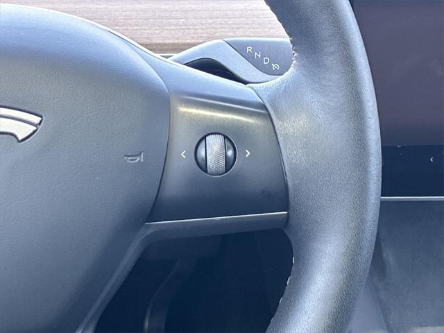 Photo of 2023 Deep Blue Metallic Tesla Model Y