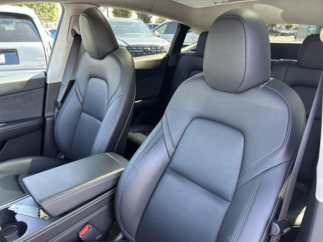 Photo of 2023 Deep Blue Metallic Tesla Model Y